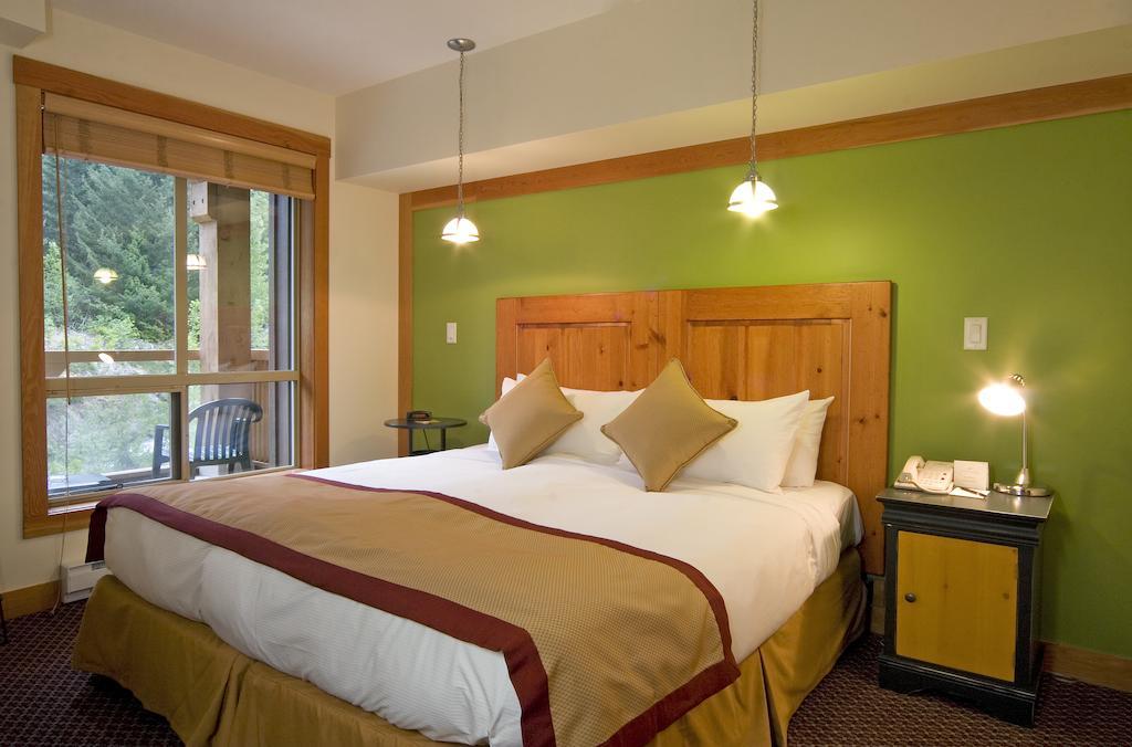 Lodging Ovations Whistler Exterior foto