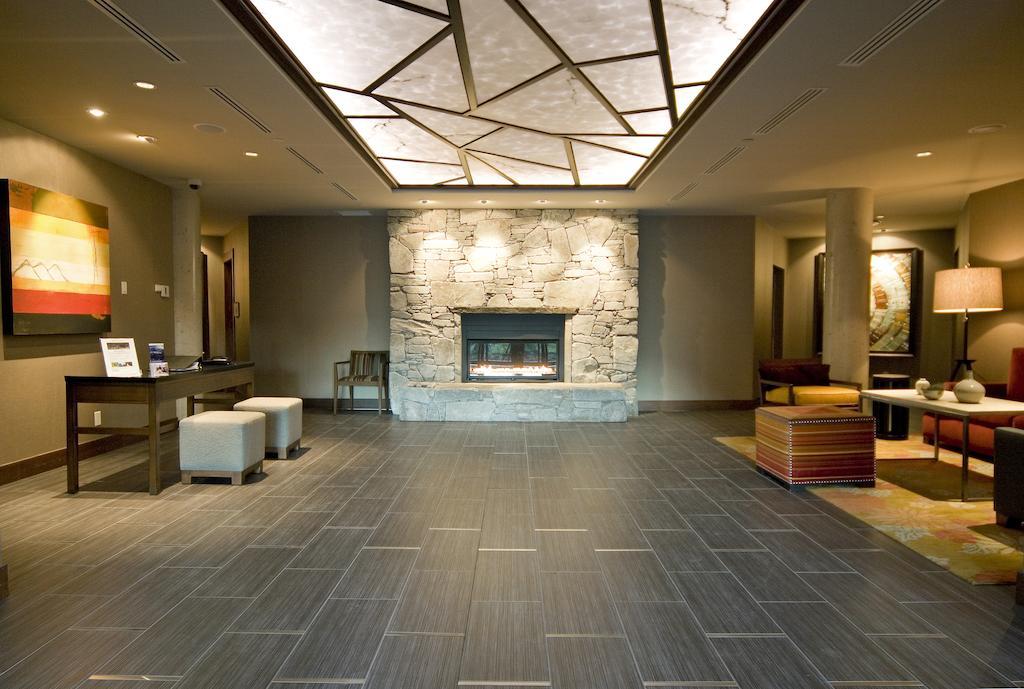 Lodging Ovations Whistler Exterior foto
