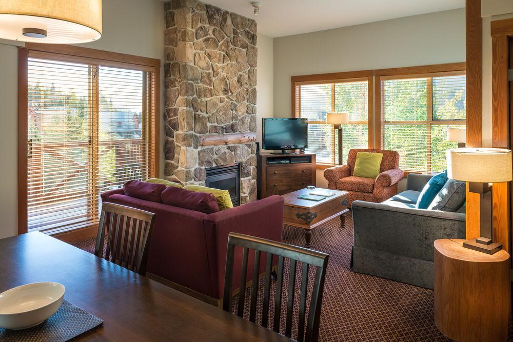 Lodging Ovations Whistler Exterior foto